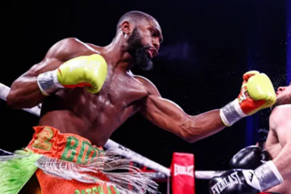 پیروزی ناک اوتی جارون