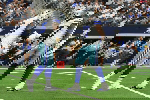 Cowboys Superstar Forced Out of Game Due to Injury